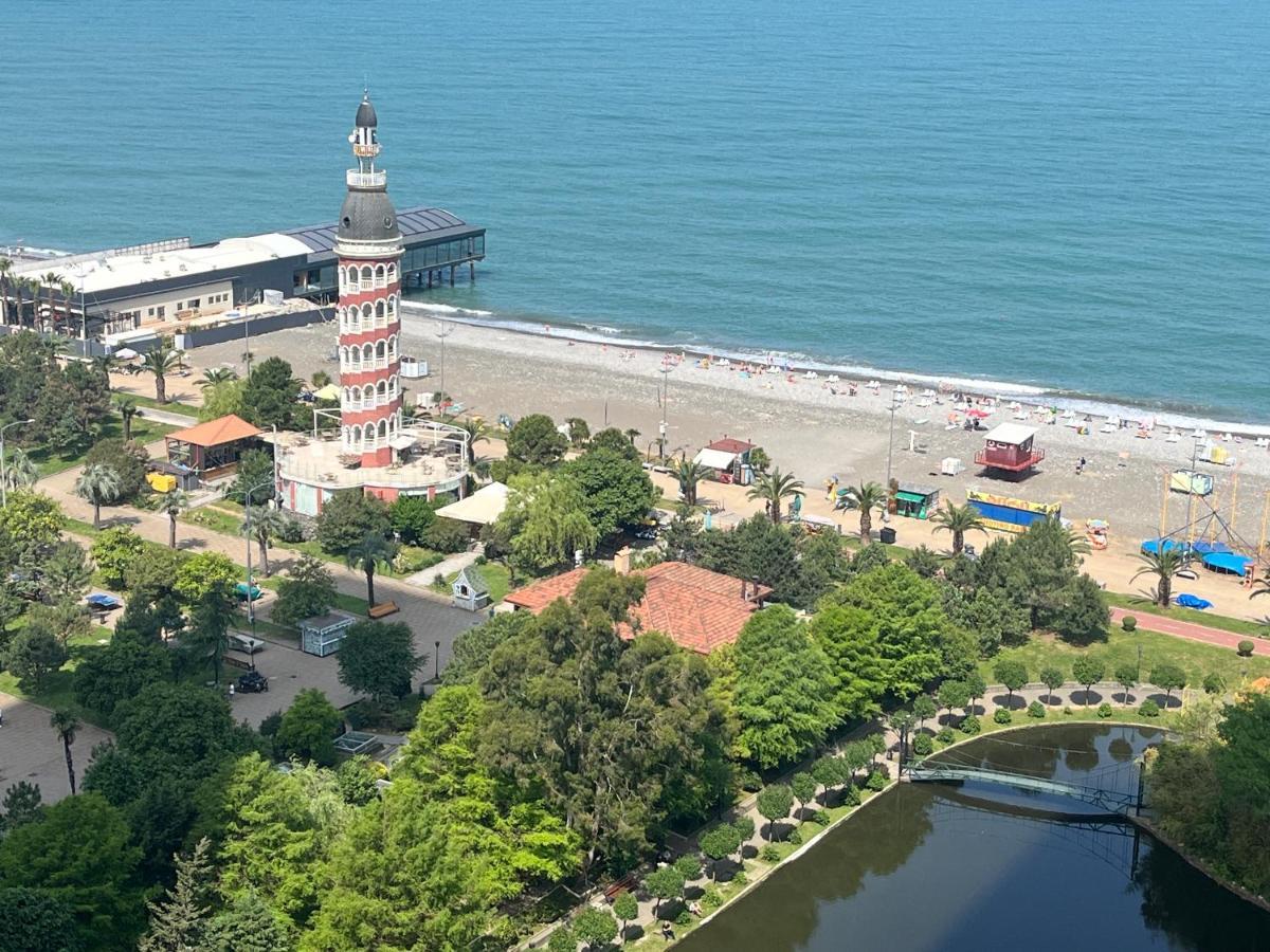 1-Bedroom Studio Apartment In Orbi City - Side Seaview Batumi Esterno foto