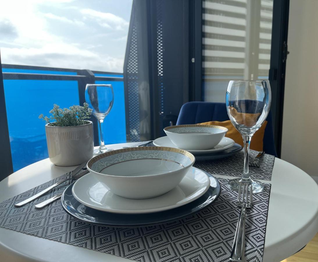 1-Bedroom Studio Apartment In Orbi City - Side Seaview Batumi Esterno foto