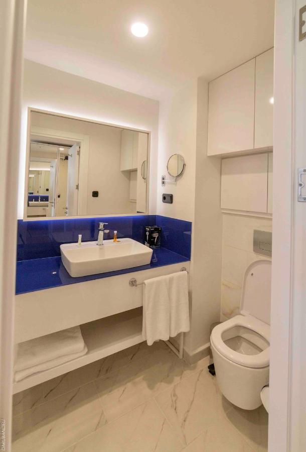 1-Bedroom Studio Apartment In Orbi City - Side Seaview Batumi Esterno foto